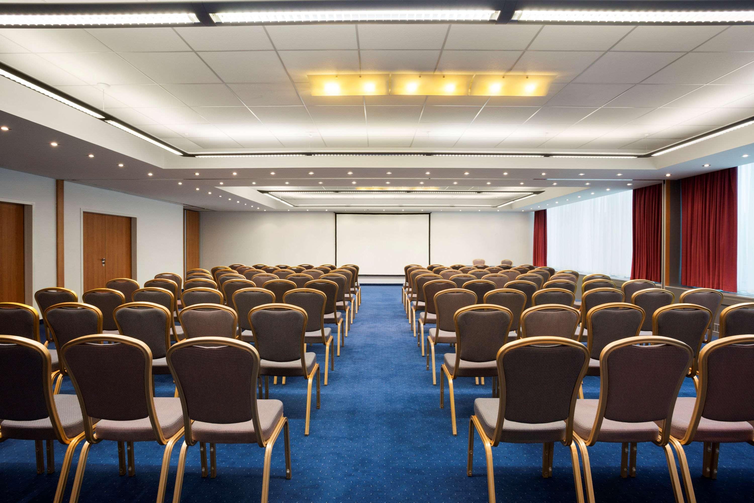 Ramada Encore By Wyndham Geneva Carouge Ngoại thất bức ảnh