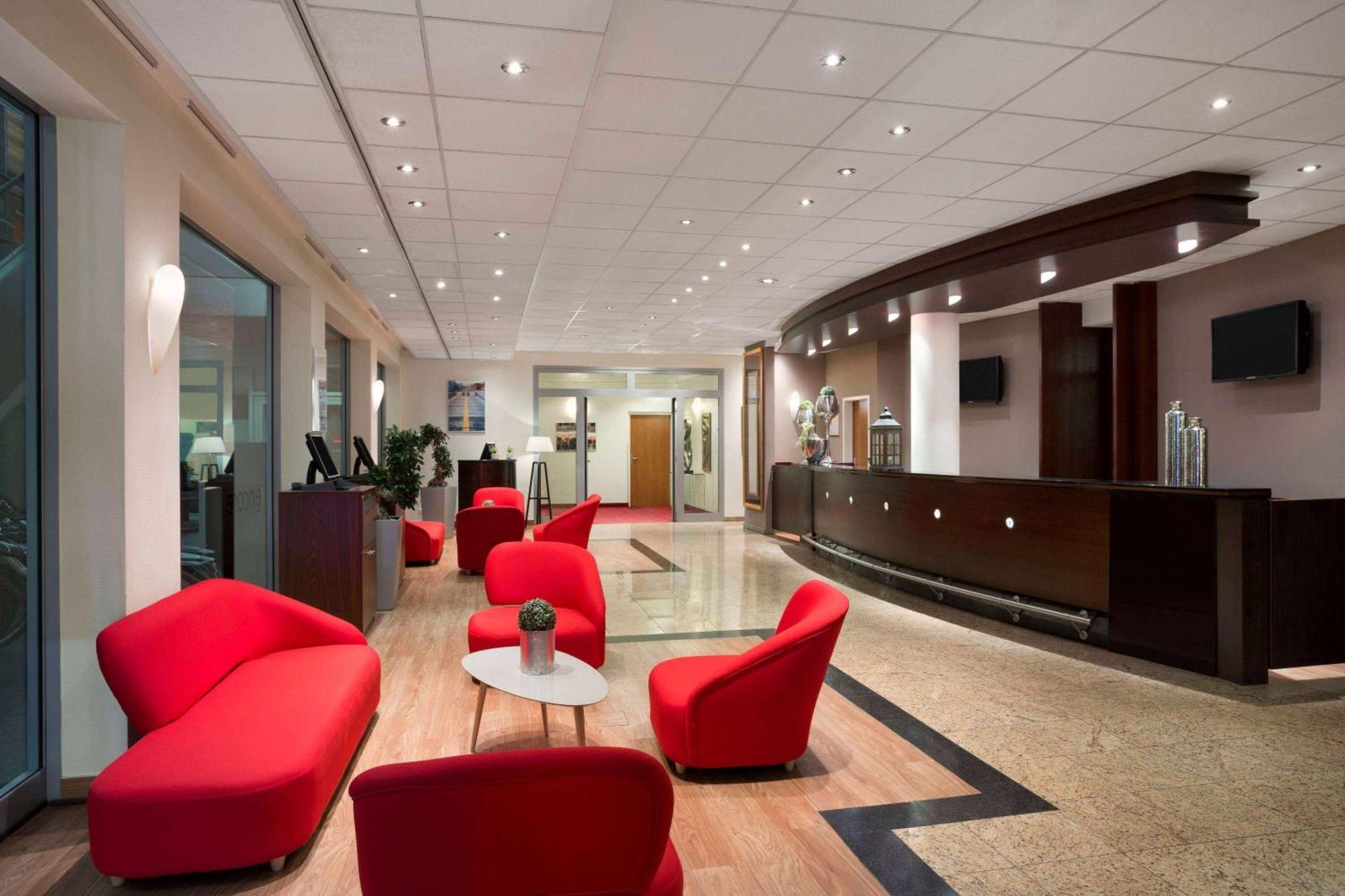 Ramada Encore By Wyndham Geneva Carouge Ngoại thất bức ảnh