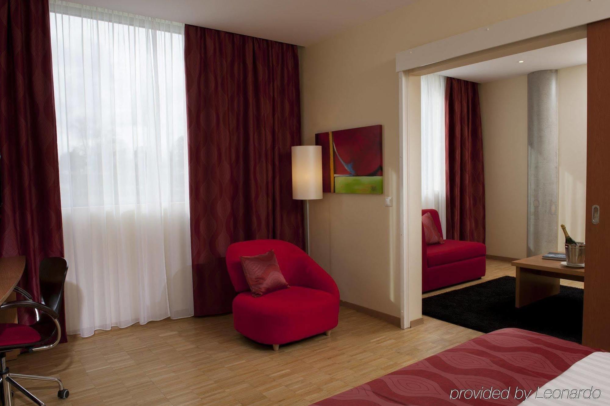 Ramada Encore By Wyndham Geneva Carouge Ngoại thất bức ảnh