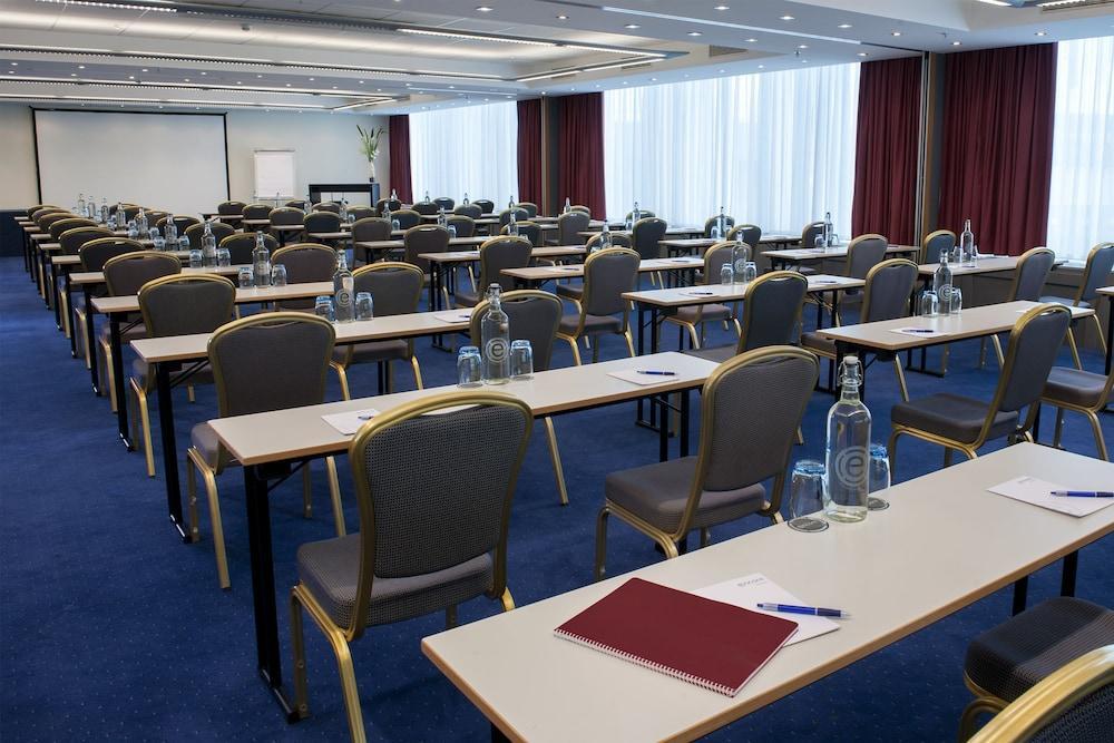 Ramada Encore By Wyndham Geneva Carouge Ngoại thất bức ảnh
